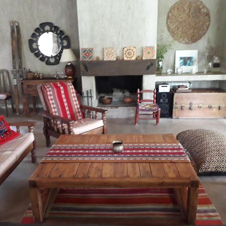 Casa Los Cerezos En チャクラス・デ・コリア エクステリア 写真
